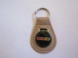 1965 1966 1967 1968 olds 442 4-4-2 tri color logo leather keychain - beige