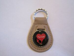 1967 1968 1969 1970 fury vip barracuda valiant heart logo leather keychain - beige