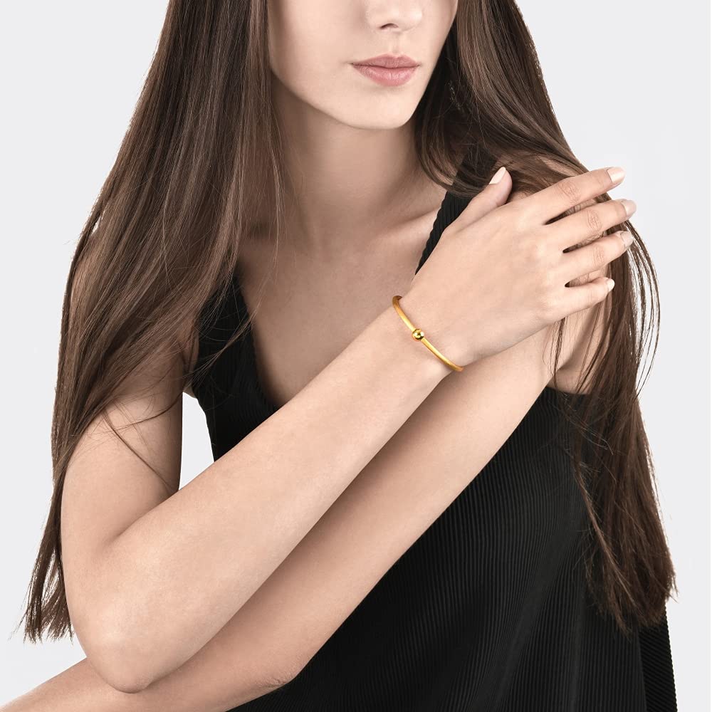 CHOW SANG SANG 999.9 24K Gold Price-by-Weight Gold Matte-Finished Bangle for Women 90343K (Approx. 0.31tael (~11.6g), 6 (Wrist Size:14-15 CM))