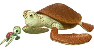 disney pixar featured favorites crush & squirt finding nemo collectable turtle figures, highly posable with authentic look, collectors gift ages 6 years & up