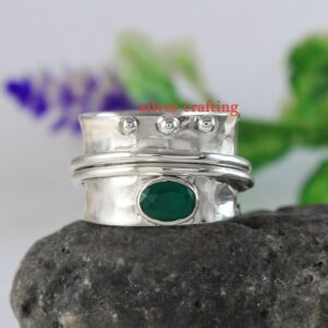 Emerald Gemstone Simple Design Spinner Anxiety Worry Ring (10)