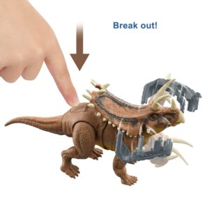 Mattel Jurassic World Camp Cretaceous Mega Destroyers Pentaceratops Dinosaur Action Figure, Toy with Movable Joints, Attack and Breakout Feature