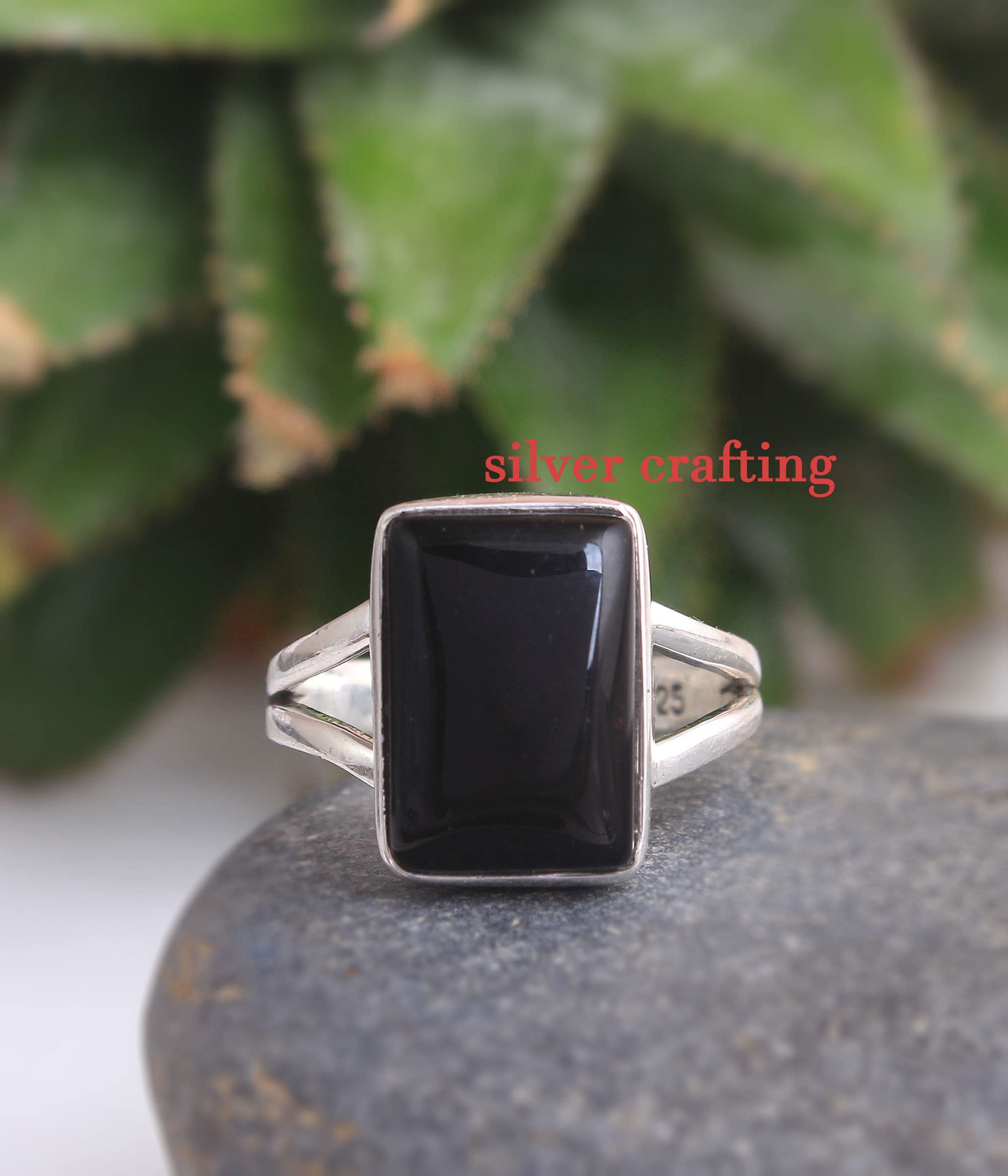 Black Onyx Gemstone Ring 925 Sterling Silver Jewelry (8.5)