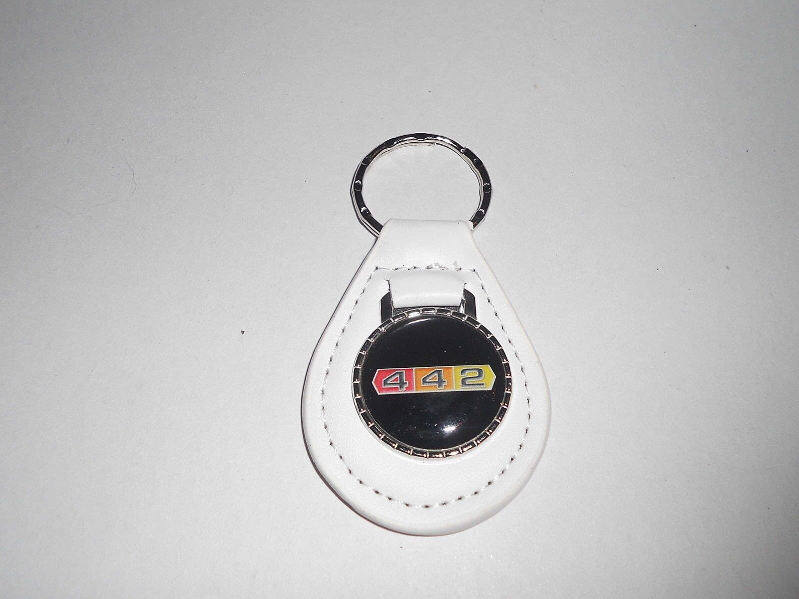 1965 1966 1967 1968 OLDS 442 4-4-2 TRI COLOR LOGO LEATHER KEYCHAIN - WHITE