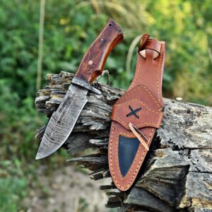 Handmade Damascus Bowie Knife For Hunting Skinning Outdoor Damascus Steel Survival Hunting Knife With Horizontal Carry Sheath Fixed Blade Damascus Hunting Belt Knife for Camping, Bushcraft Ergonomic Rose wood Handle | Cool Knives For Men Tactical (Rose Wo