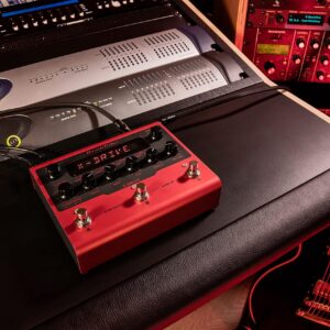 IK Multimedia AmpliTube X-DRIVE Distortion pedal, All-time distortion, overdrive, fuzz, compressor and more with onboard cabinet emulation