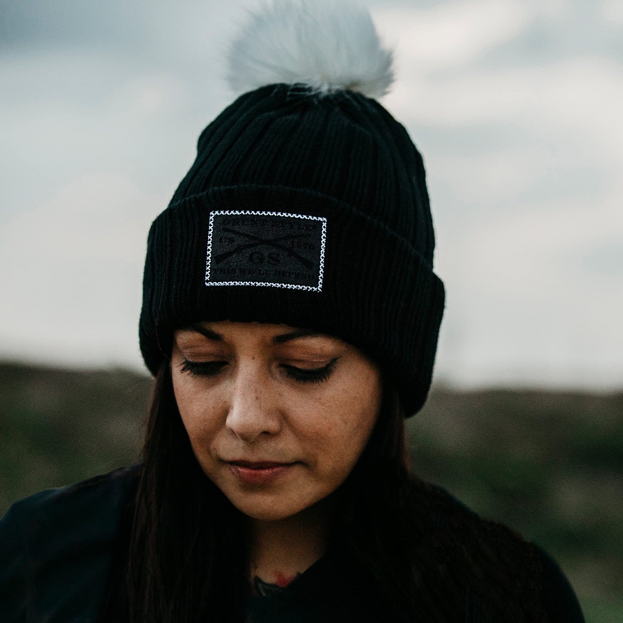 Grunt Style Logo Black Pompom Beanie (Black, One Size)