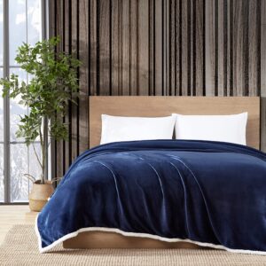 eddie bauer - queen blanket, reversible fleece & faux shearling blanket, plush & cozy home decor (solid navy, queen)