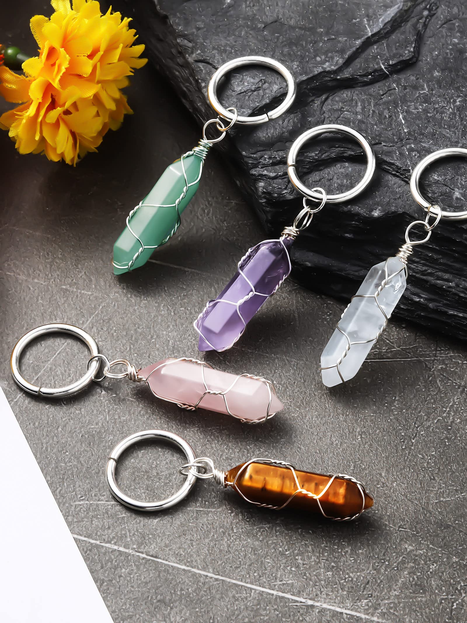 5 Pieces Crystals Stone Keychain Healing Stones Jewelry Hexagonal Crystal Keyring Quartz Pendants Keychain Quartz Crystal Healing Crystal for Women