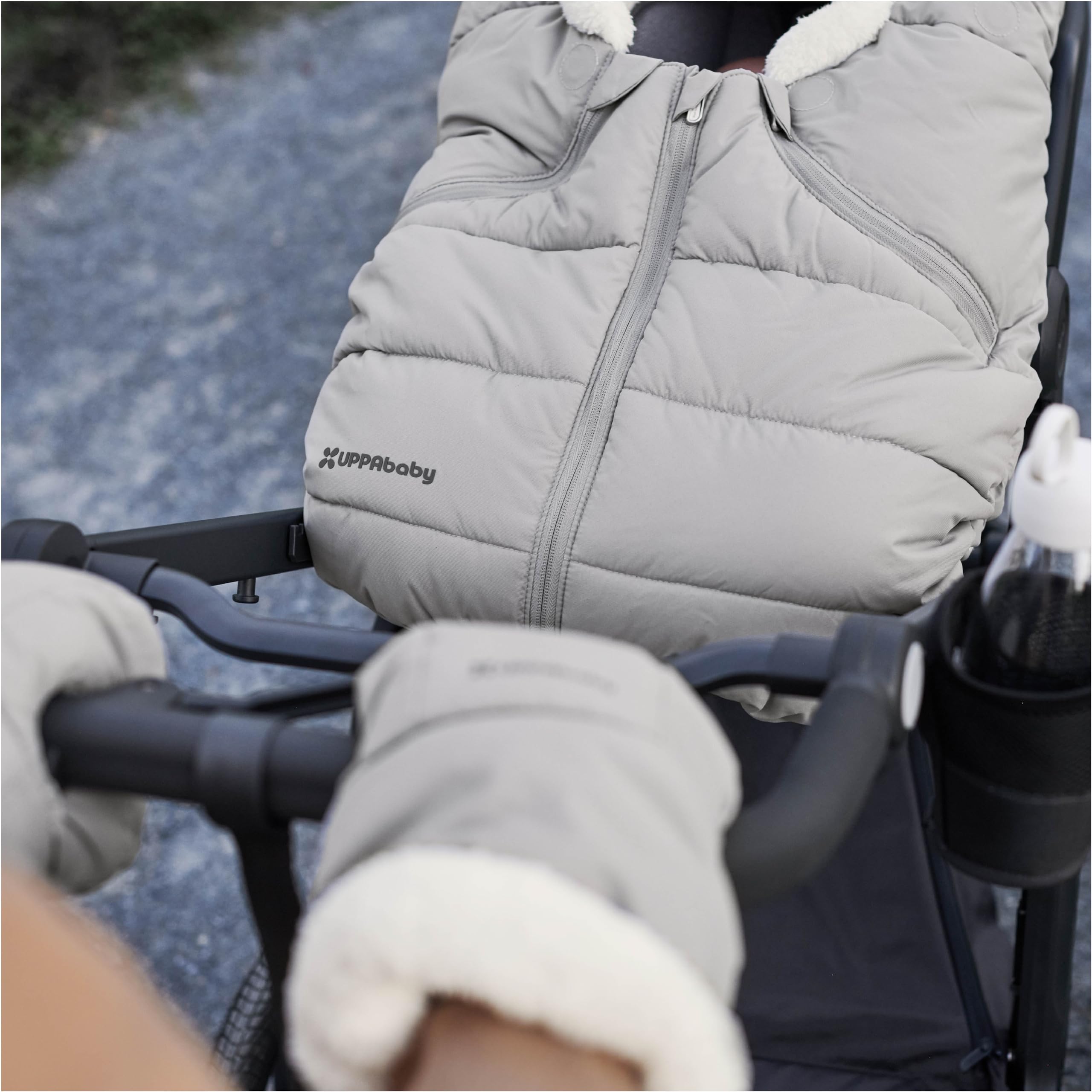 UPPAbaby CozyHandmuff/Easily Attaches to Stroller Handlebars/Ultra-Plush, Weather-Proof Hand Protection/Stella (Grey)