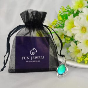 FUN JEWELS Oval Color Changing Mood Stone Pendant Mood Necklace on 18" Chain+2" extender, Gifts for Women