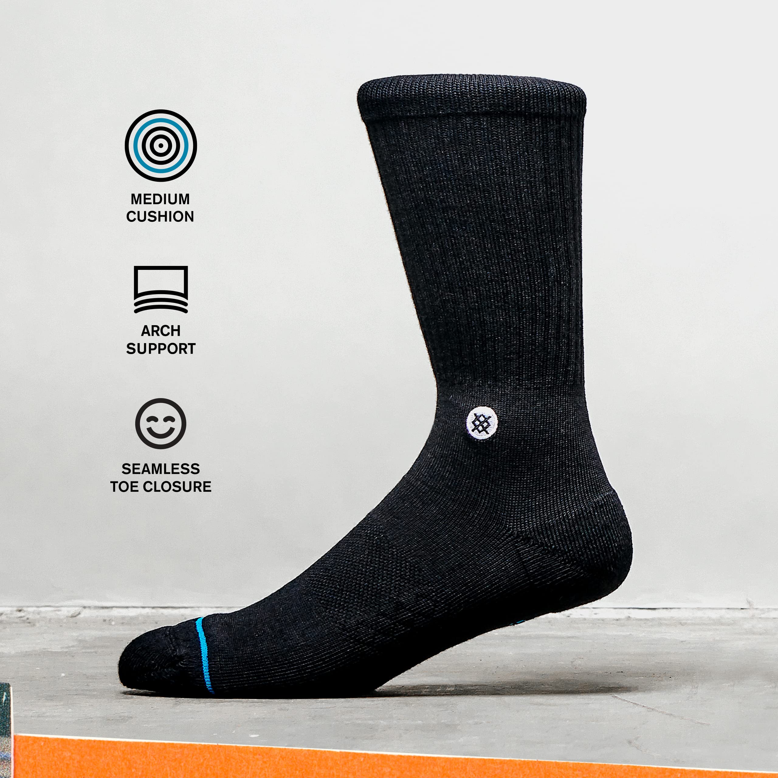 Stance Crew Intro Socks (Medium, White)