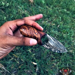 SDM Custom Handmade Hunting Knife Bush craft Knife Damascus Steel Survival Knife EDC 5'' Overall Walnut Wood With Sheath