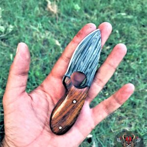 SDM Custom Handmade Hunting Knife Bush craft Knife Damascus Steel Survival Knife EDC 5'' Overall Walnut Wood With Sheath