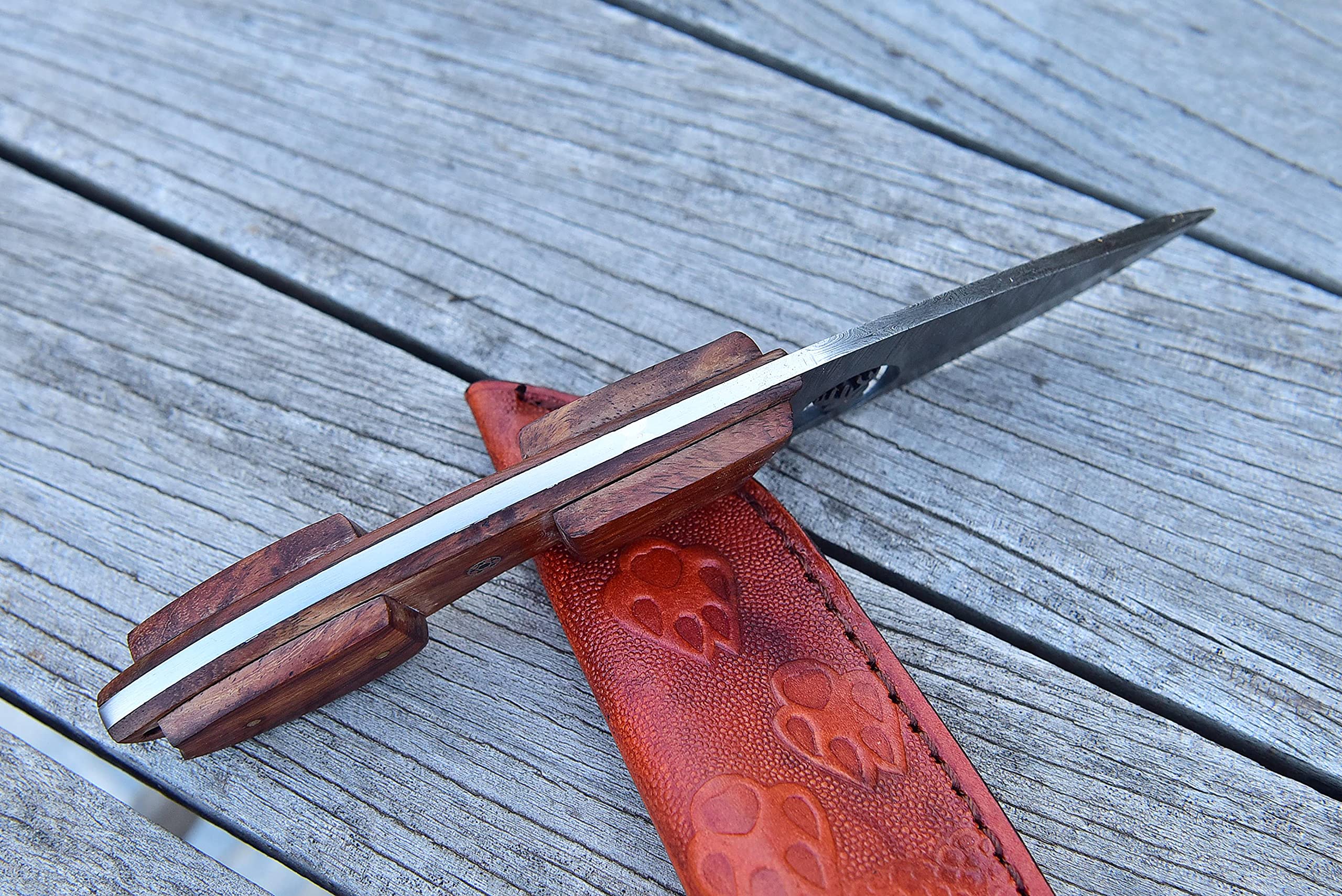 Damascus Hunting Knife - Handmade Knife, Hand Forged Fixed Blade Knife, Camping Knife & Hunting Knives - Gift Knives & Bowi Knives with Rose Wood Handle - Leather Knife Sheath