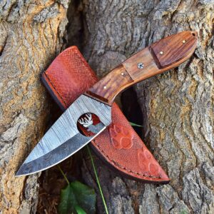 Damascus Hunting Knife - Handmade Knife, Hand Forged Fixed Blade Knife, Camping Knife & Hunting Knives - Gift Knives & Bowi Knives with Rose Wood Handle - Leather Knife Sheath