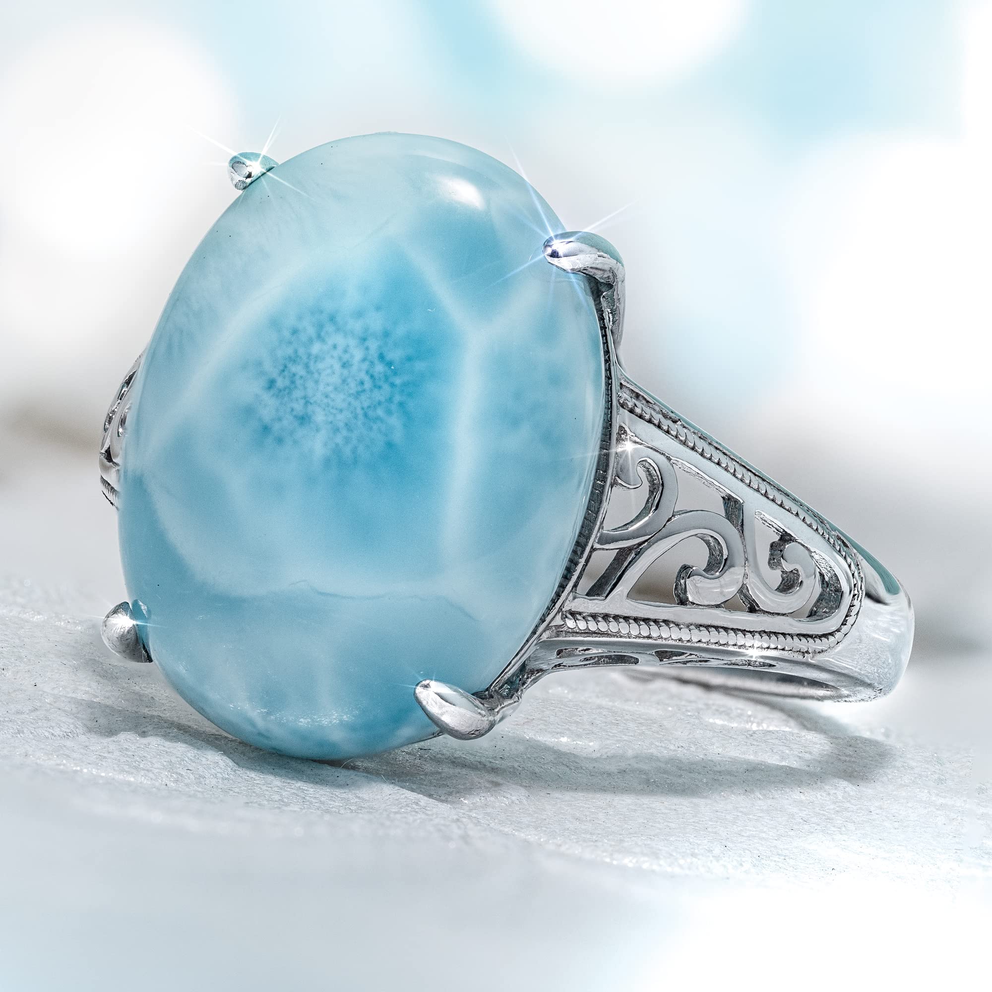 Stauer - Women's Sea of Love Larimar Ring, 7 1/2 carats Oval cut Larimar, Size 7