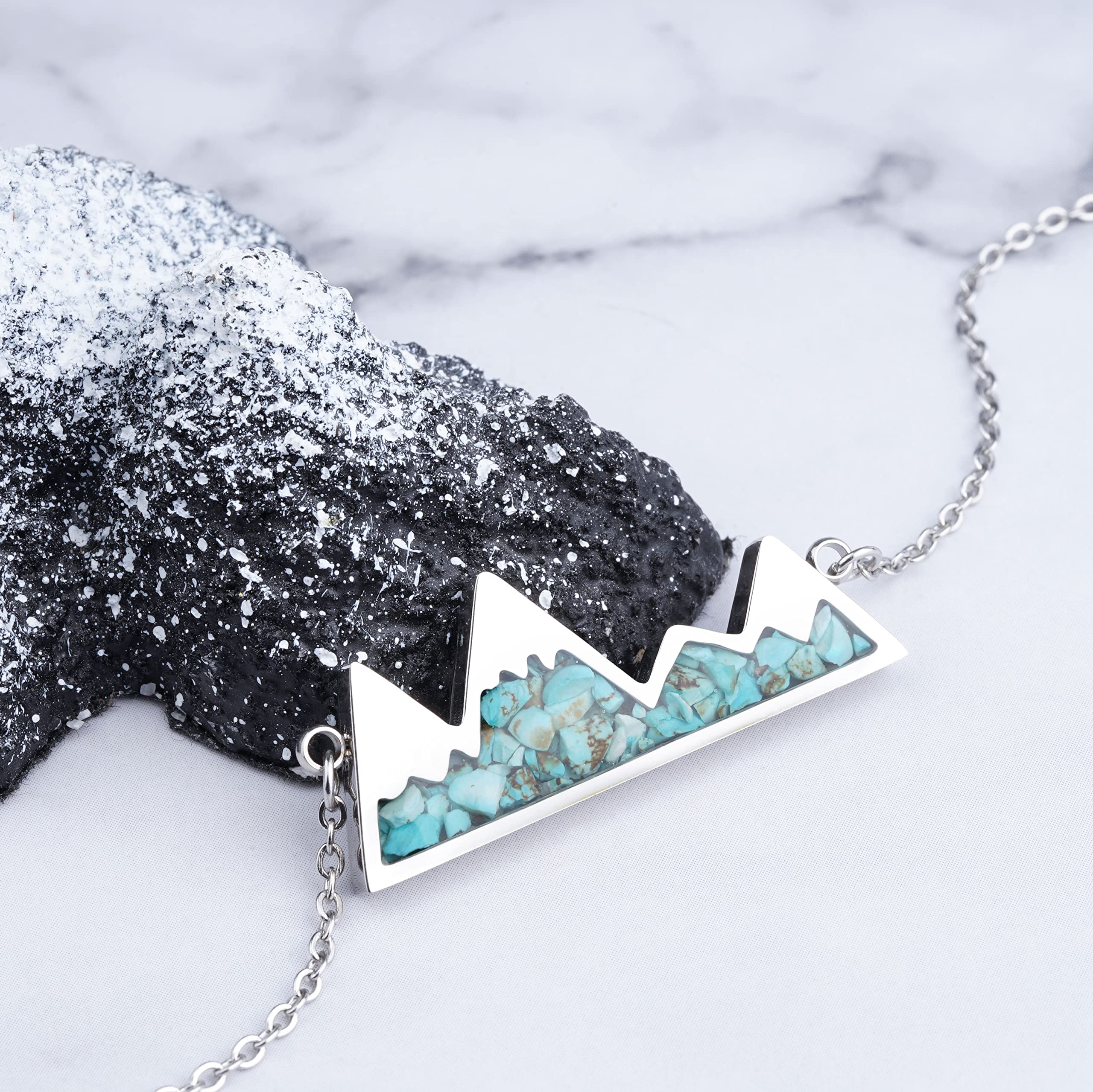 Lauren-Spencer Gemstone Mountain Necklace for Women Turquoise Malachite Tumbled Chips Stone Pendant Necklace Dainty Snowy Mountain Range Necklace for Women Nature Jewelry Gift (Turquoise)