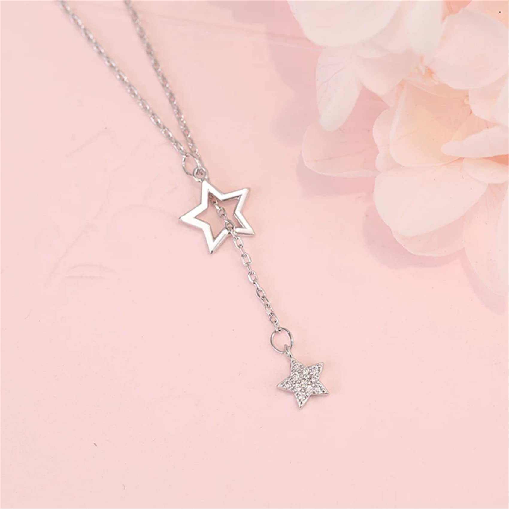 TraveT Women Star Across Star Necklace Rhinestone Star Hollow Star Necklace Gold Silver Colors (Silver, 1 Pc)