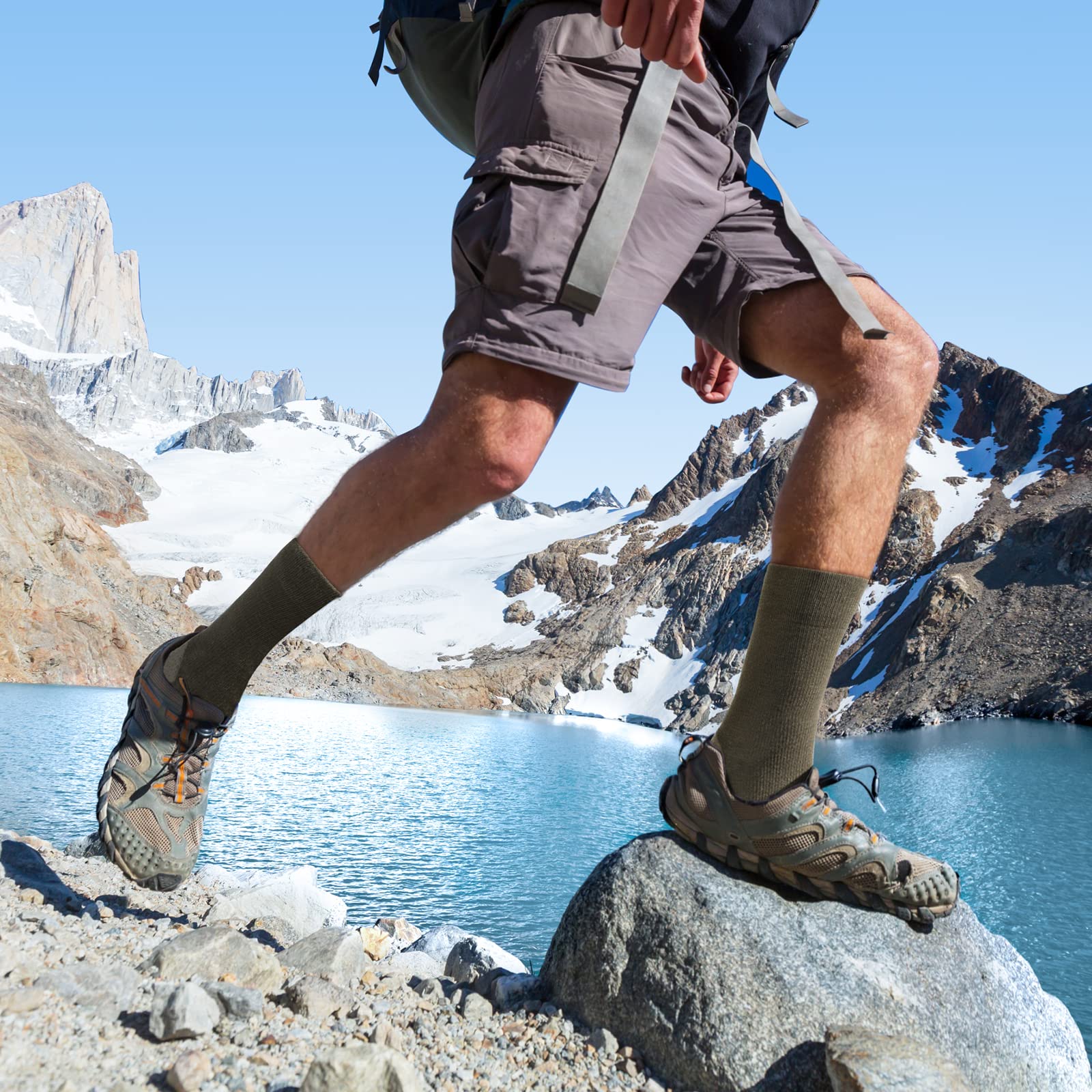 AKASO Merino Wool Hiking Socks - Breathable Moisture Wicking Crew Athletic Socks with Cushioned for Men & Women (2 Pairs)