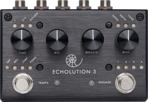 pigtronix echolution 3 stereo delay pedal