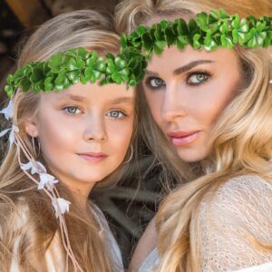 2 Pieces St. Patrick's Day Irish Shamrock Headbands Flower Crown Clover Headband St. Patrick's Day Accessories Green Garland Clover Garland Party Accessories Fairy Accessories for Women Men and Girls