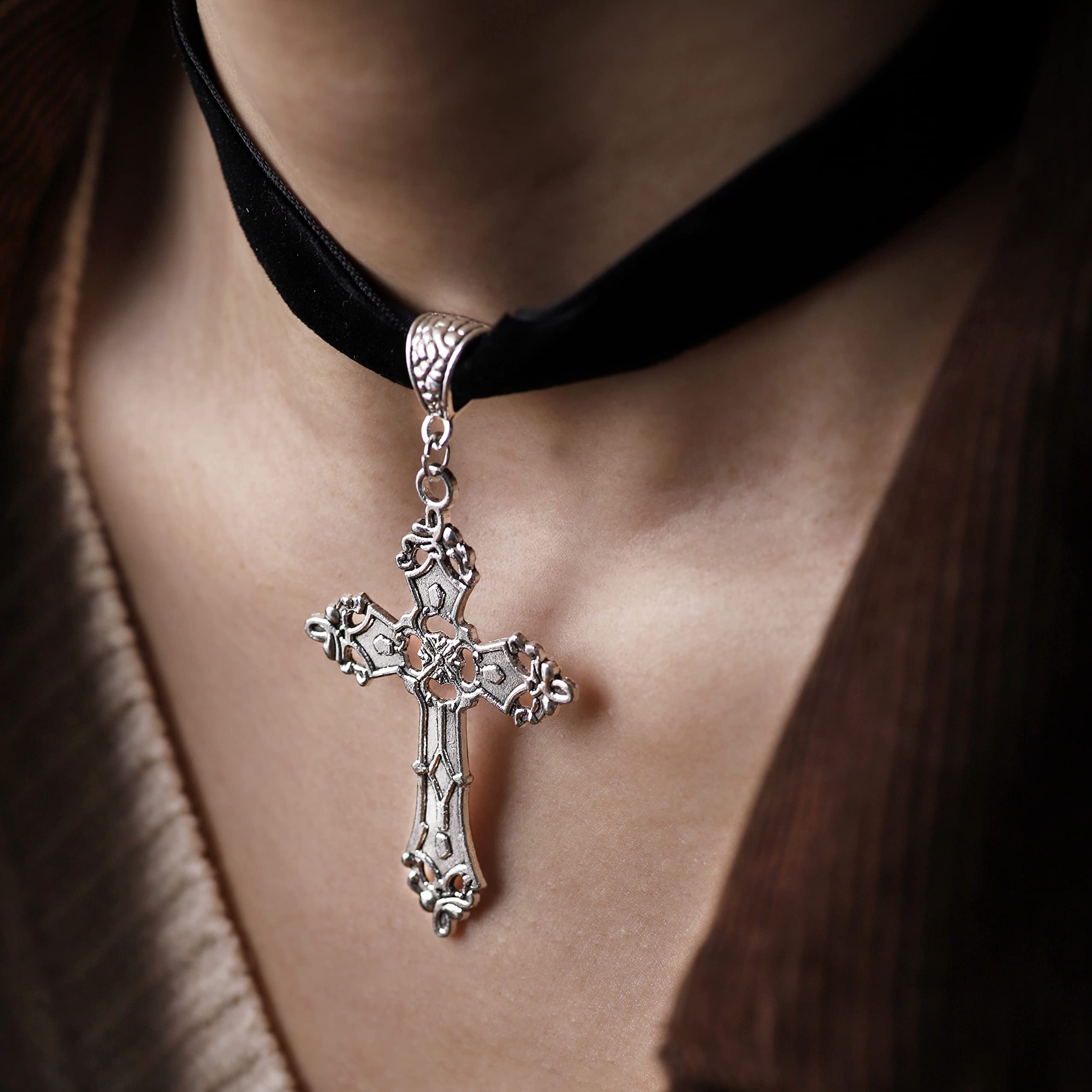 Sacina Gothic Cross Necklace, Zinc Alloy Black Cross Necklace, Halloween, Christmas Goth Jewelry Gift for Women (Silver Color Cross Choker)