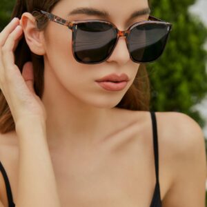 FEISEDY Women Oversized Vintage Polarized Sunglasses Square Cute Trendy Classic Simple Men B2758 (006 Leopard Frame & Grey Lens, 58)