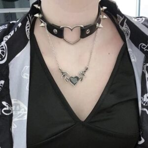 KURTCB Gothic Heart Wing Necklace Demon Horn Black Kpop Punk Vintage EMO Pendant Chain Necklace for Women (Black)