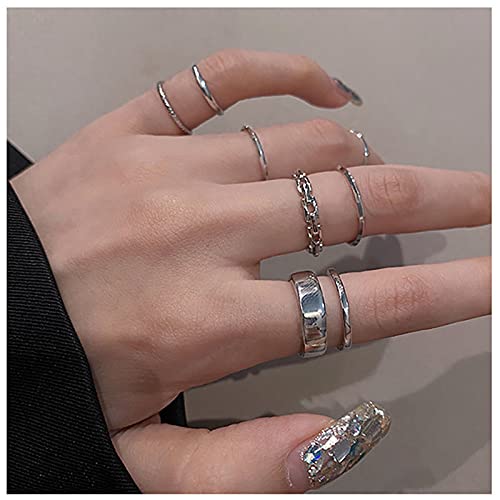 CJIAYUJEW 16PCS Chain Rings Gothic Punk Chain Finger Ring Set for Women Men,Vintage Silver Emo Rings Cross Butterfly Knuckle Ring