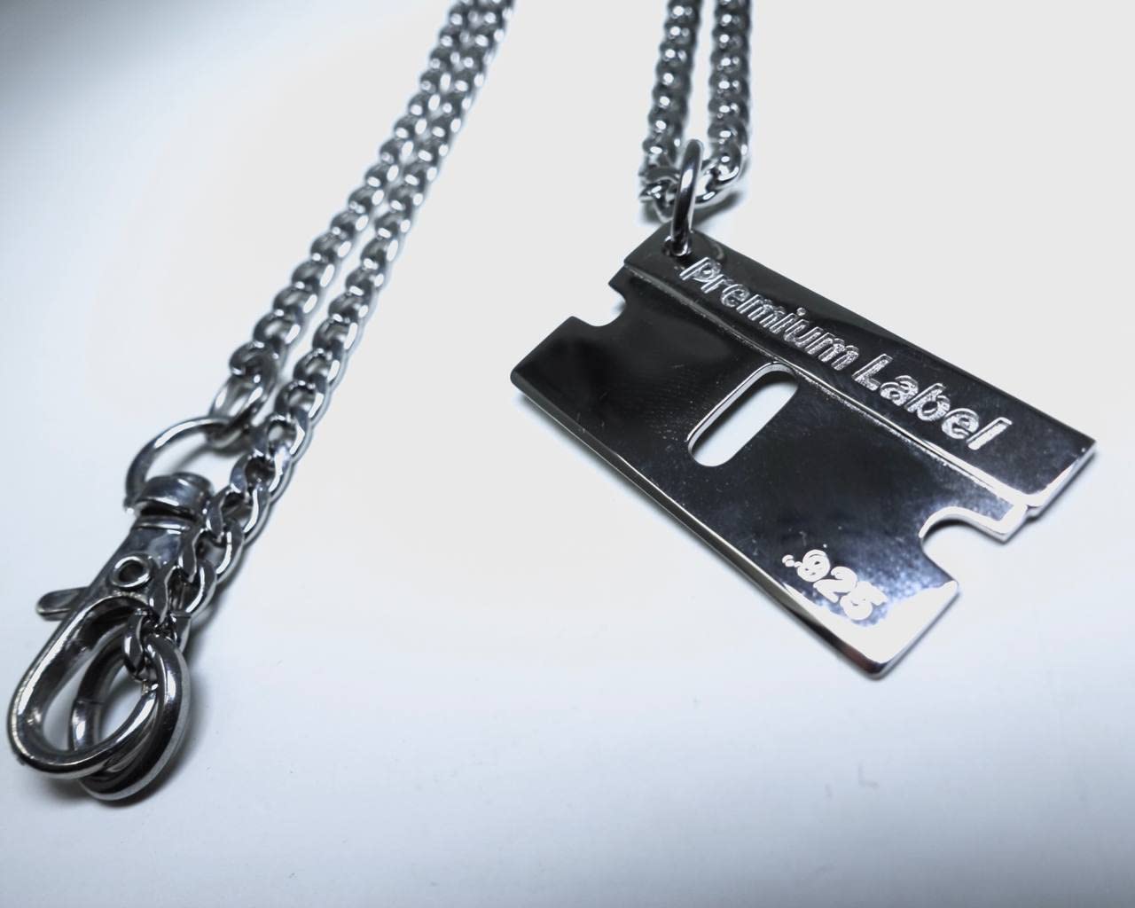 Premium Label - Bad Habits - Luxury Razor Blade Silver Charm .925 Plata Punk, Gothic, Streetwear, Dog Tag, Curb Grunge Chain - Made in JAPAN