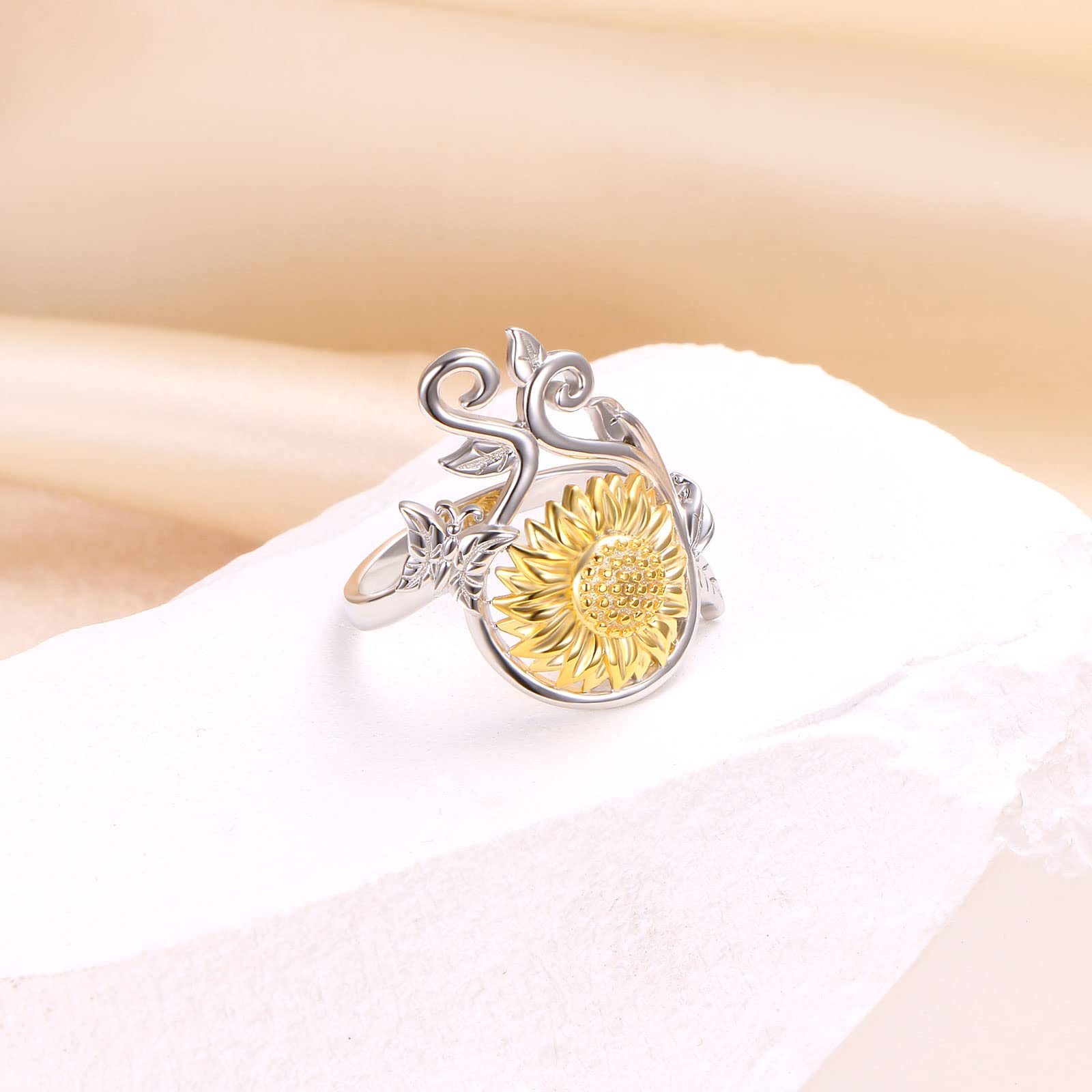 Sunflower Ring for Women S925 Sterling Silver You Are My Sunshine Positive Meaning Sunflower Jewelry Gifts for Mom Wife Daughter Sister