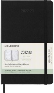 moleskine classic 18 month 2022-2023 weekly planner, hard cover, large (5" x 8.25"), black