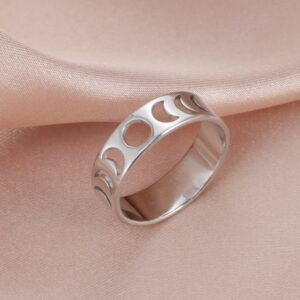 Amaxer Minimalist Phase of the Moon Rings Women Stainless Steel Geometric Crescent Moon Finger Ring Lady Men Gifts (Silver, 8)