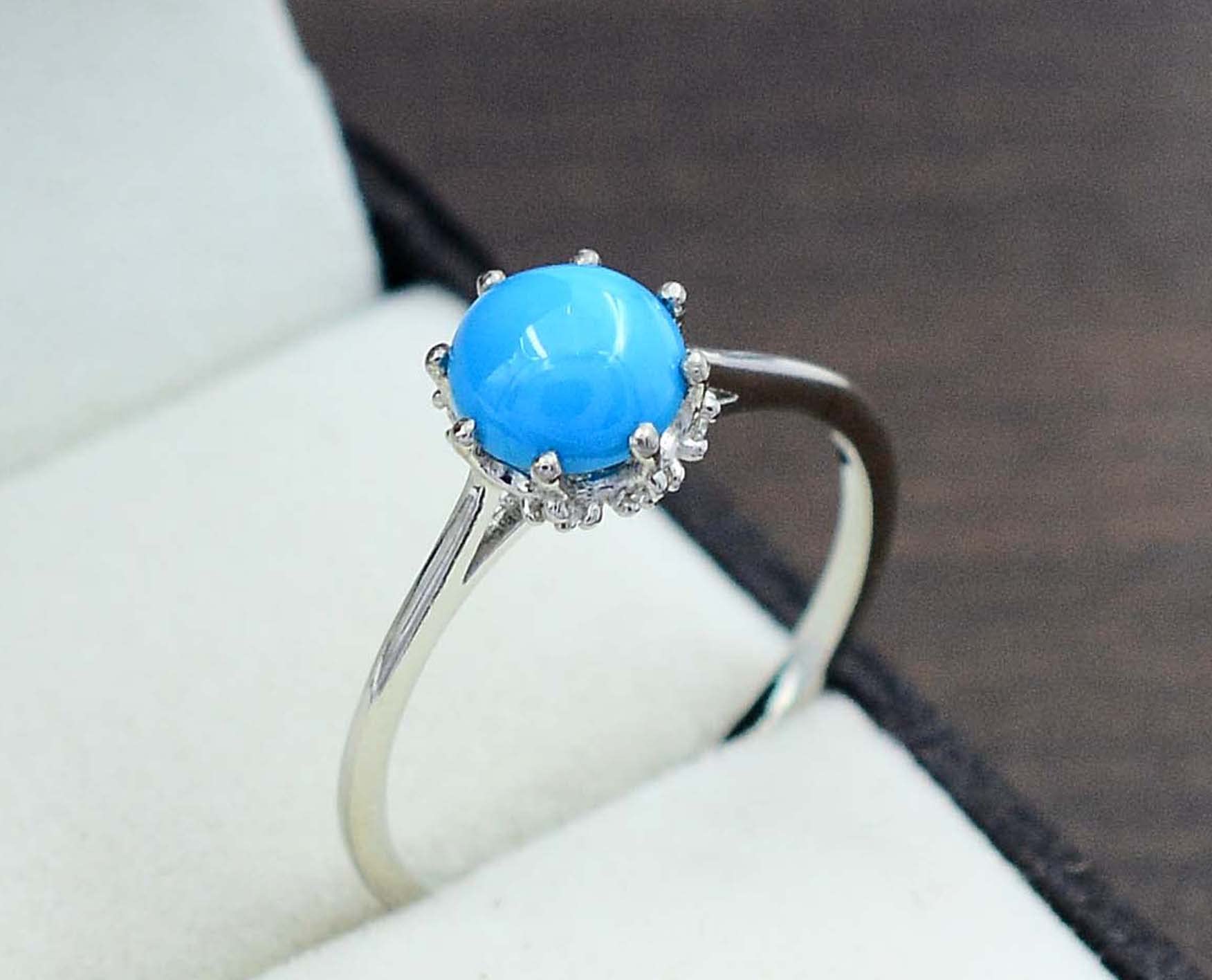 Natural Blue Sleeping Beauty Turquoise Cabochon Gemstone 7 MM Round 925 Sterling Silver December Birthstone Solitaire Unisex Proposal Ring For Engagement Gift (Rhodium Plated Silver, 7.5)