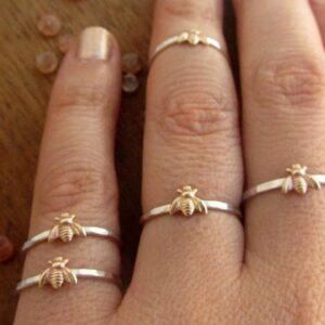 WDIYIEETN Cute Gold Tiny Honey Bee Ring Jewelry Wedding Band Thin Finger Ring Animal Lucky Honey Bee Knuckle Ring for Women (10)