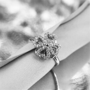 HMOOY Four Leaf Clover Rotating Ring,Lucky Leaf Engagement Open Ring Fashion Silver Anti Anxiety Ring for Women Fidget Rings for Relieving Stress Band Ring (Silver)