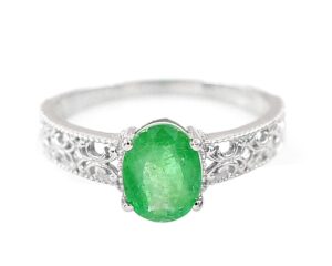 9x7 mm natural green zambian emerald oval cut may birthstone 925 sterling silver solitaire unisex proposal ring love and friendship gift for girlfriend (rhodium plated silver, 7)