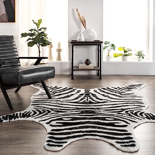 nuLOOM Shaped 5' x 7' SpinClean Machine Washable Stain-Resistant Area Rug Medium Profile for Living Room, Bedroom, and Dining Room, Jayla Black and White