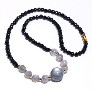 Jewever Moonstone/Black Agate Choker Necklace for Women Healing Crystals and Gemstone Necklaces Balance Meditation Jewellery Gifts