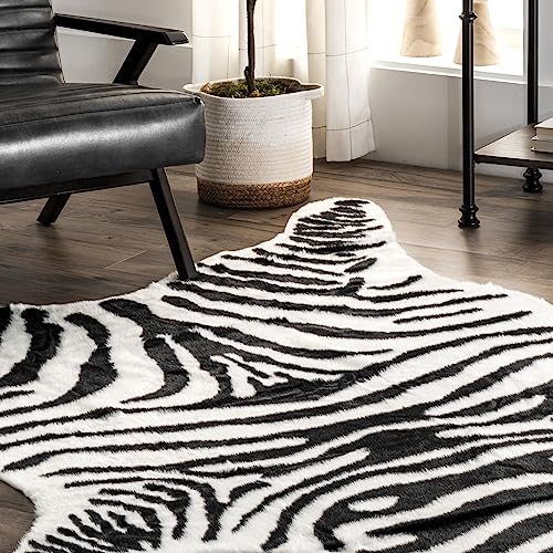 nuLOOM Shaped 5' x 7' SpinClean Machine Washable Stain-Resistant Area Rug Medium Profile for Living Room, Bedroom, and Dining Room, Jayla Black and White