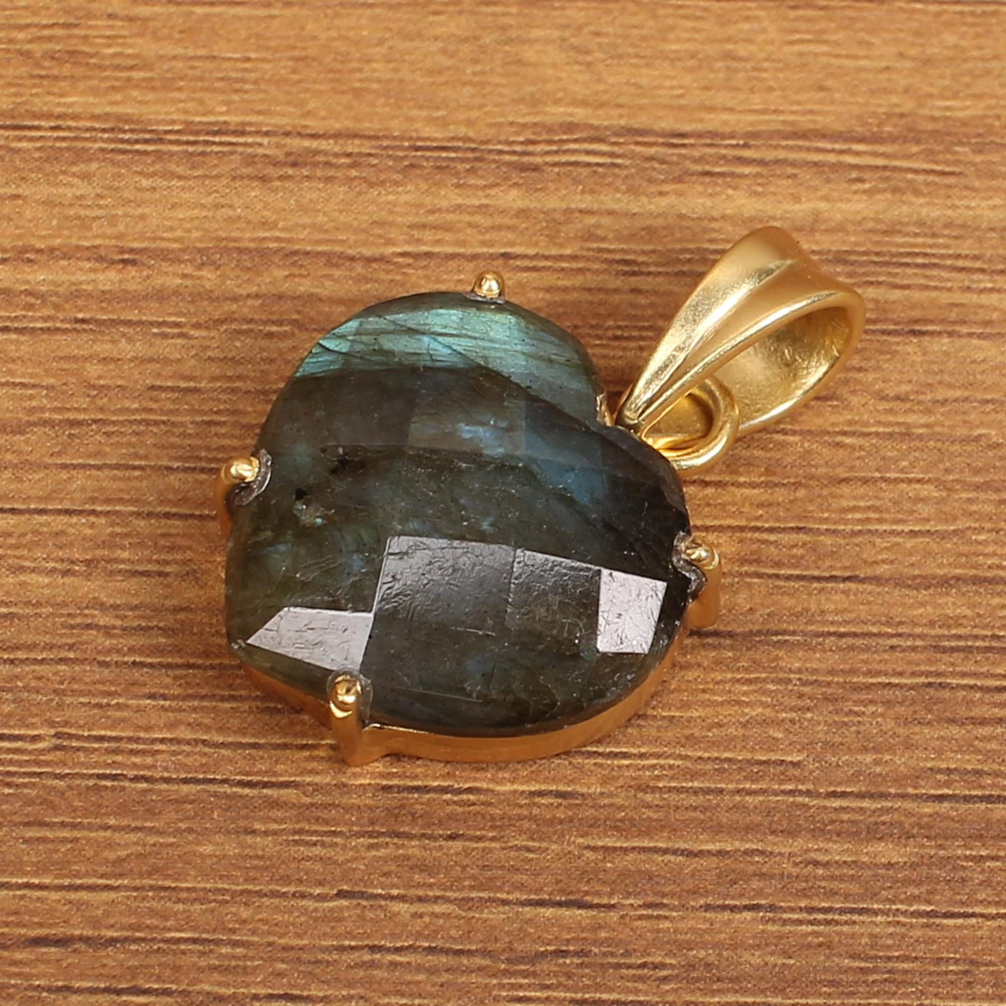 Heart Shape Blue Fire Labradorite Gemstone Gold Plated Brass Pendant, Green (AMZI-1108)