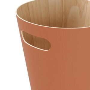 Umbra Woodrow 2 Gallon Modern Wooden Trash Can Wastebasket or Recycling Bin for Home or Office, Sierra