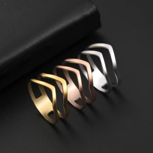 TEAMER Simple Geometric Wave Ring Stainless Steel Party Finger Rings Jewelry for Women (Steel Color-Wave Design, 9)