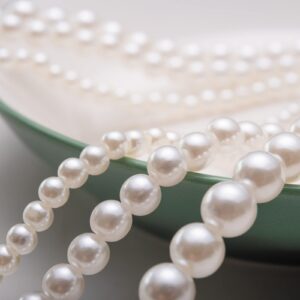 6mm-12mm Pearl Necklace for Men, Round White Pearl Necklace for Women, Pearl Choker Necklace Strand Pearl Jewelry for Women (8mm, 16inch)