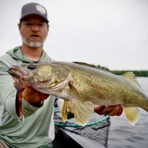 Rumble B Crankbait, Purple Wonder, 3/8 Oz, Dives 10-14 Feet for Bass, Walleye, Trout, and Pike