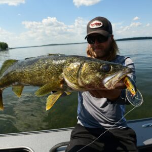 Rumble B Crankbait, Purple Wonder, 3/8 Oz, Dives 10-14 Feet for Bass, Walleye, Trout, and Pike