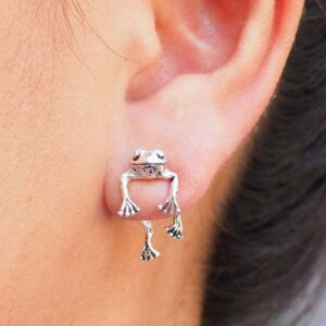 Silver Frog Earrings for Women Vintage Frogs Shaped Stud Earrings Cute Animal Earrings Frog Jewelry for Birthday Christmas