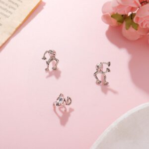 Silver Frog Earrings for Women Vintage Frogs Shaped Stud Earrings Cute Animal Earrings Frog Jewelry for Birthday Christmas