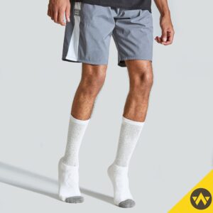 WANDER Men's Cushion Crew Socks 3-Pack Running Socks Men Cotton Athletic Sport Work Shoes White 6-8